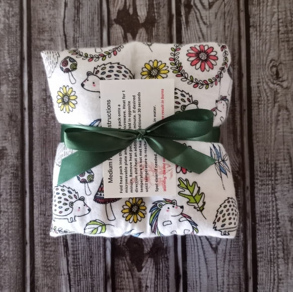 Microwavable Heating Pad Hedgehogs Flowers - Picture 4 of 4